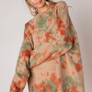Tie Dye Boyfriend Sweatshirt